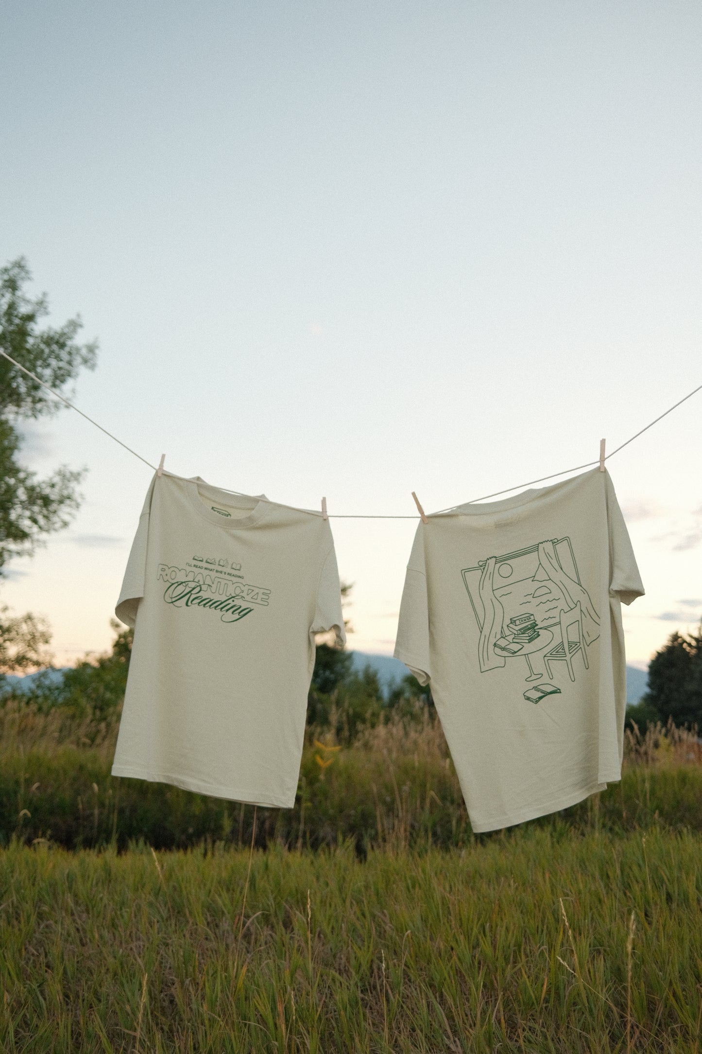 Romanticize Reading Tee